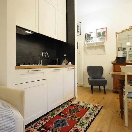 Piccolo Angolo In Citta Διαμέρισμα Καστενάζο