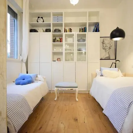 Piccolo Angolo In Citta Διαμέρισμα Καστενάζο